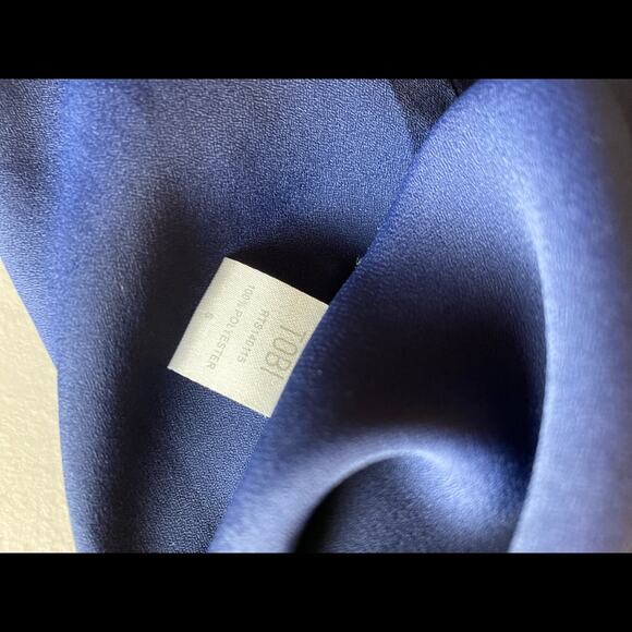 Tobi Navy Chiffon Short Sleeve Blouse Size Small - Picture 6 of 6